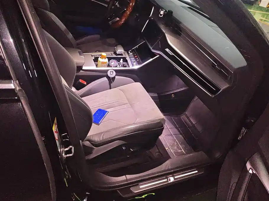 Audi A6L 2024 40 TFSI Luxury Dynamic фото 8