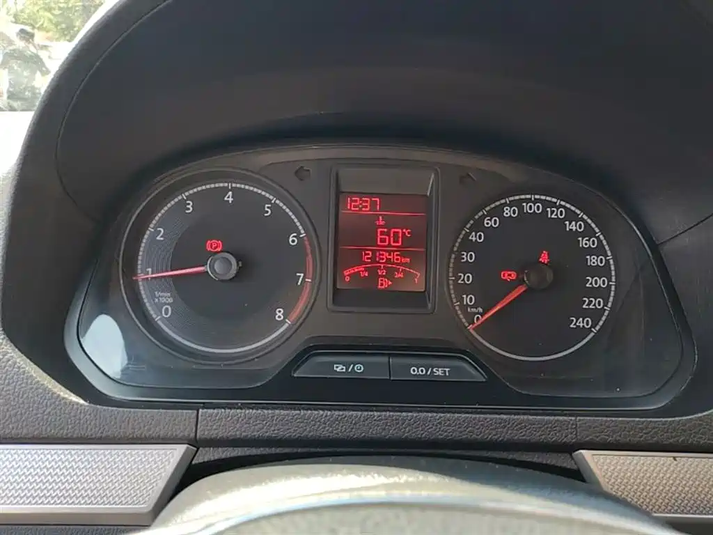 Volkswagen Jetta 2017 1.5L Manual Comfort фото 12