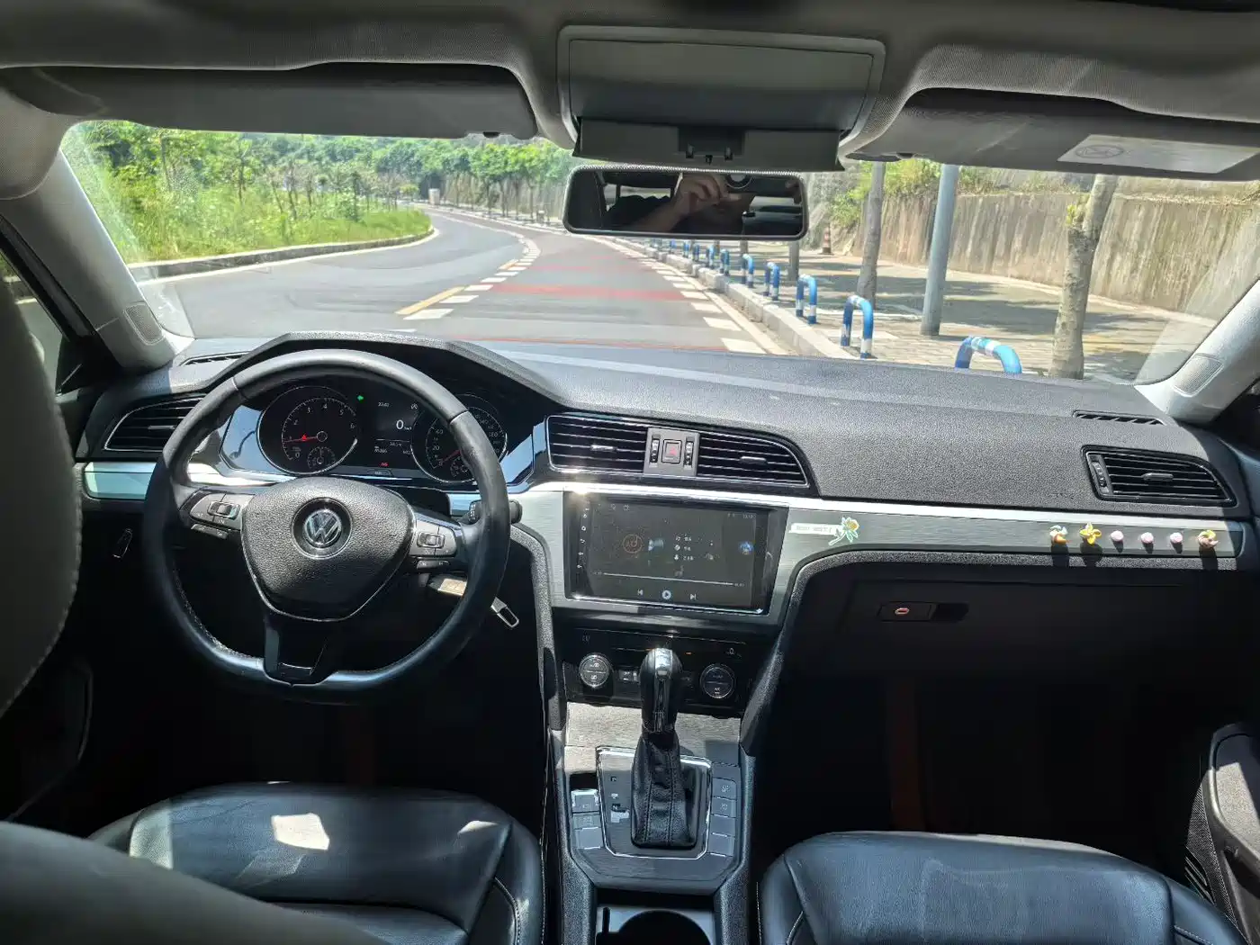 Volkswagen Lamando 2015 330TSI DSG Luxury Edition фото 5