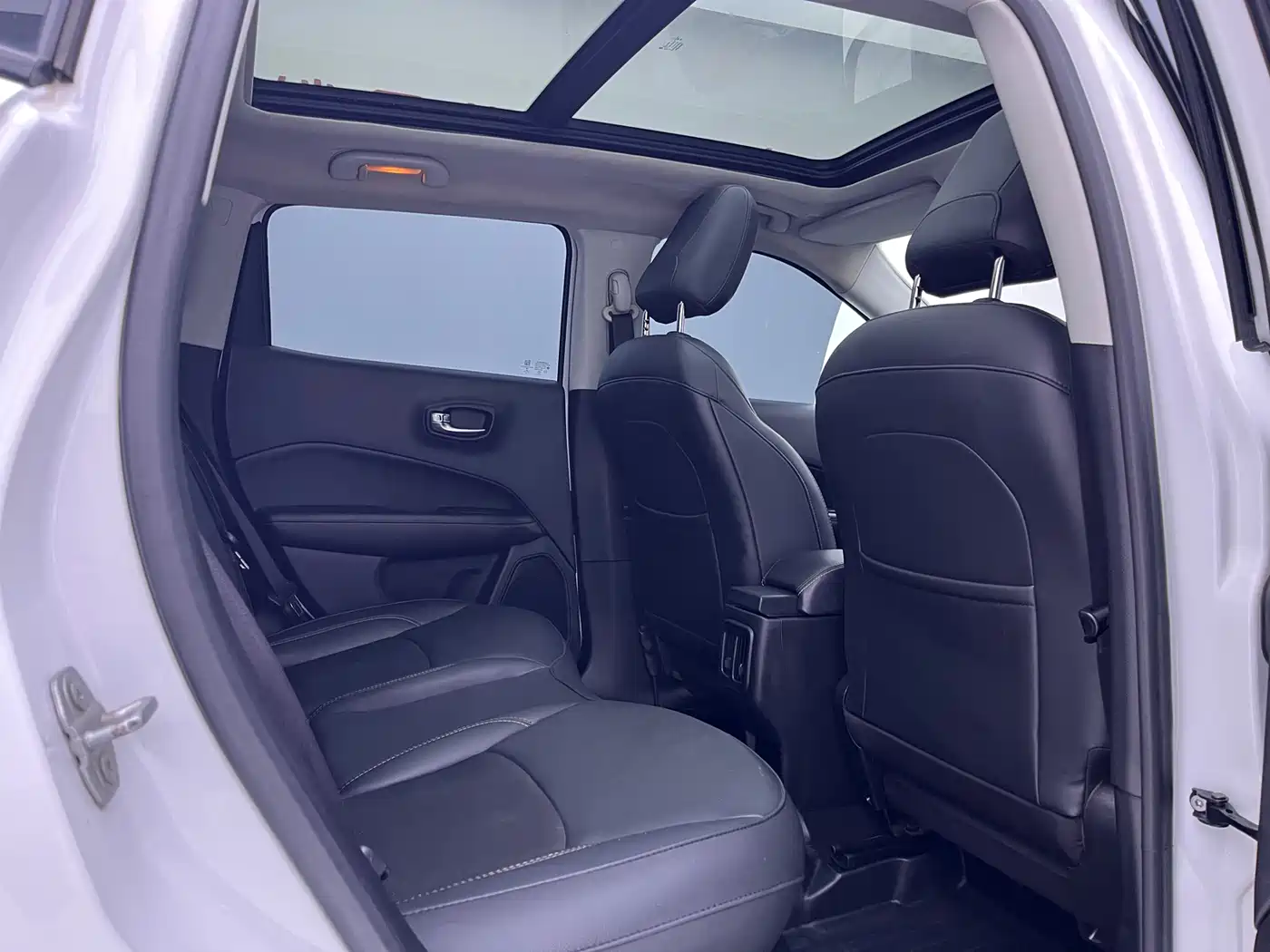 Фото 6 - Jeep Compass