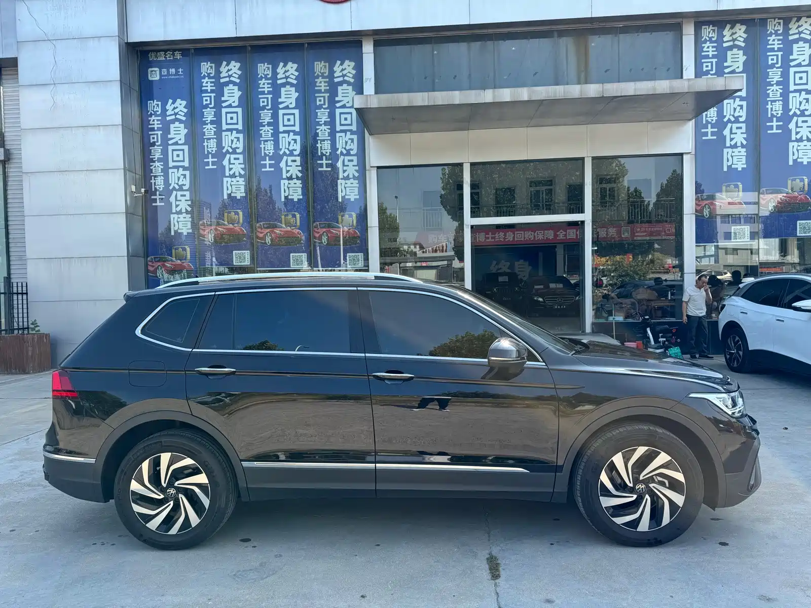 Фото 16 - Volkswagen Tiguan L