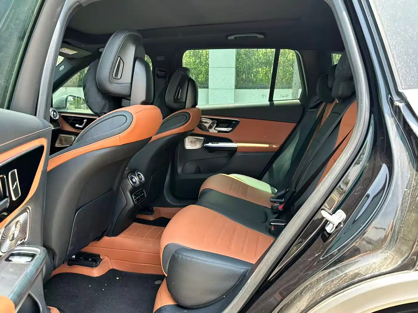 Mercedes-Benz GLC 2024 GLC 300 L 4MATIC Luxury 5-seater фото 9