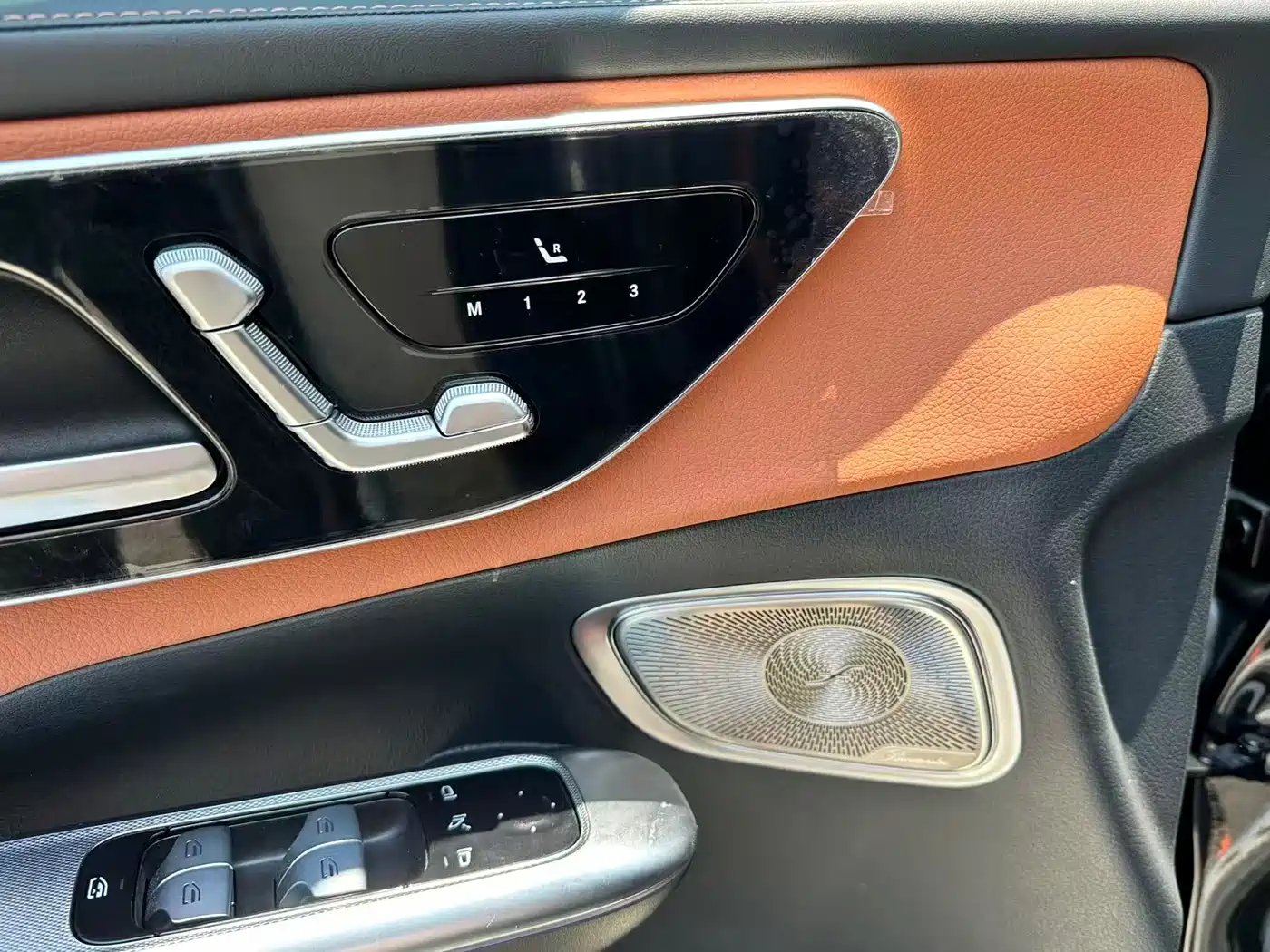 Mercedes-Benz GLC 2024 GLC 300 L 4MATIC Luxury 5-seater фото 7