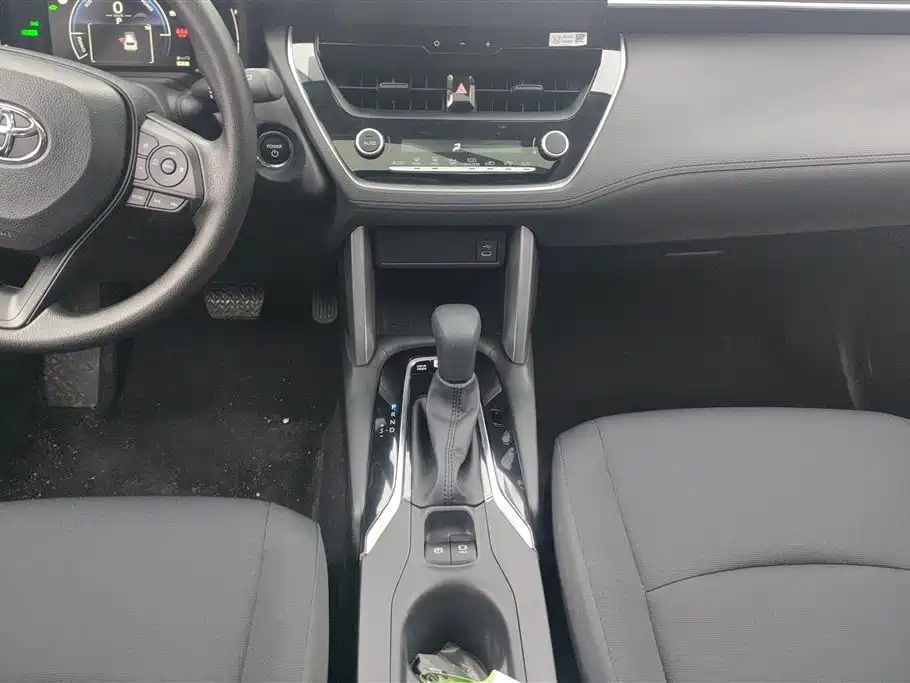 Toyota Corolla Cross 2024 2.0L Smart Hybrid Dual Engine Elite Edition фото 16