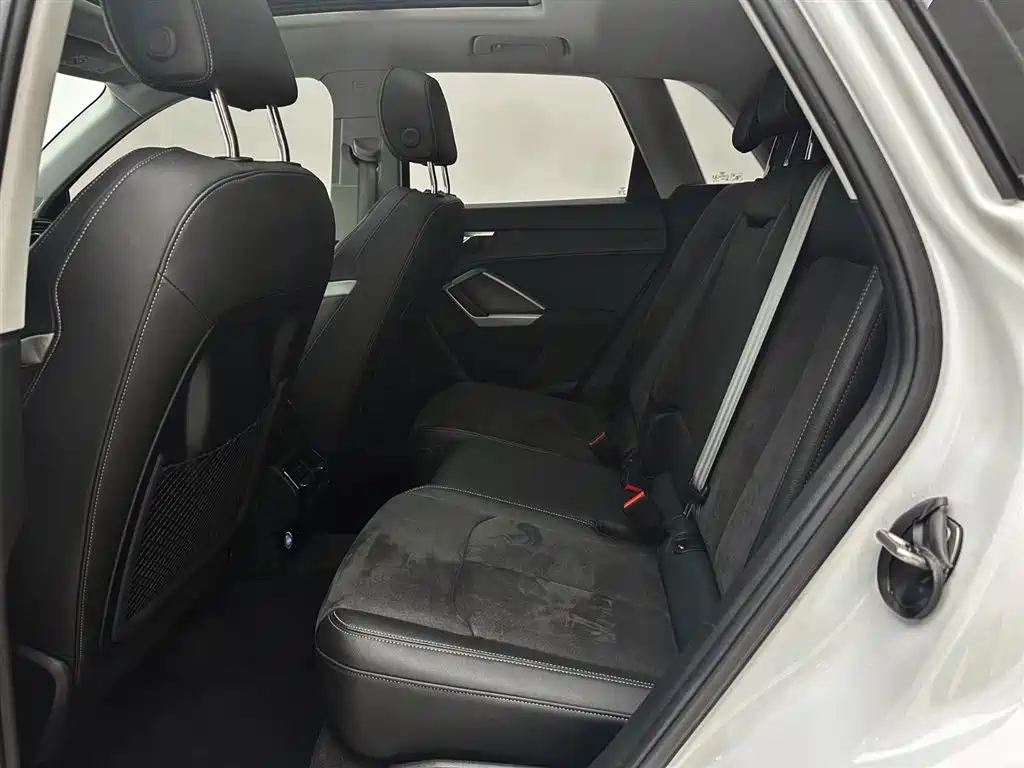 Audi Q3 2022 35 TFSI Fashion Dynamic фото 21
