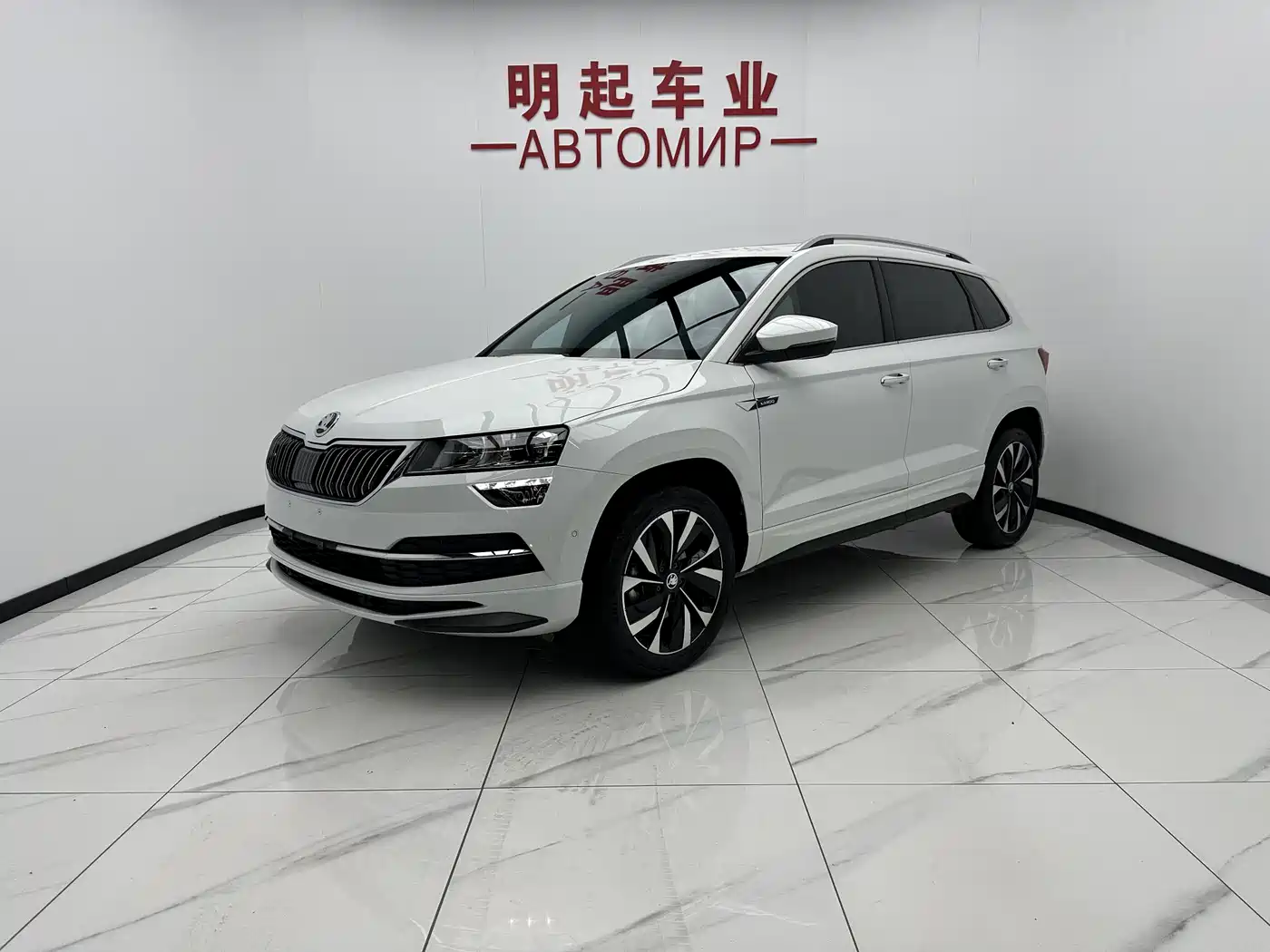 Škoda Karoq 2023 TSI280 Luxury Edition