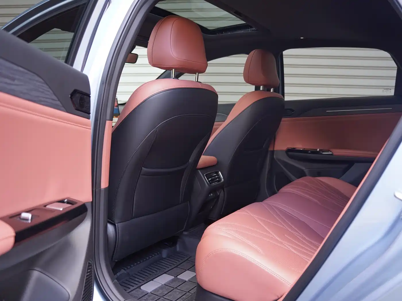 Geely Galaxy Galaxy L6 2025 2025 EM-i 140km Starship Edition
