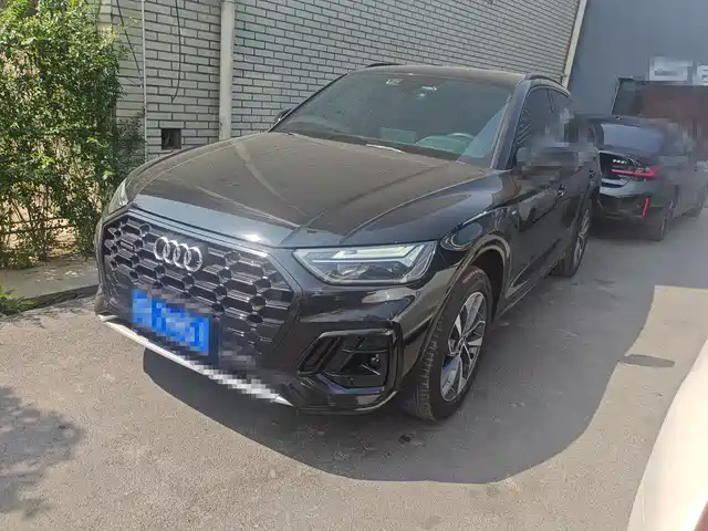 Audi Q5L 2023
