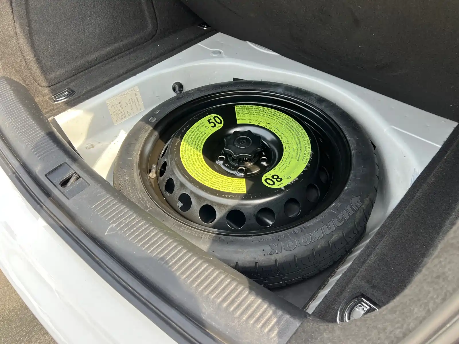 Фото 22 - Audi A4L
