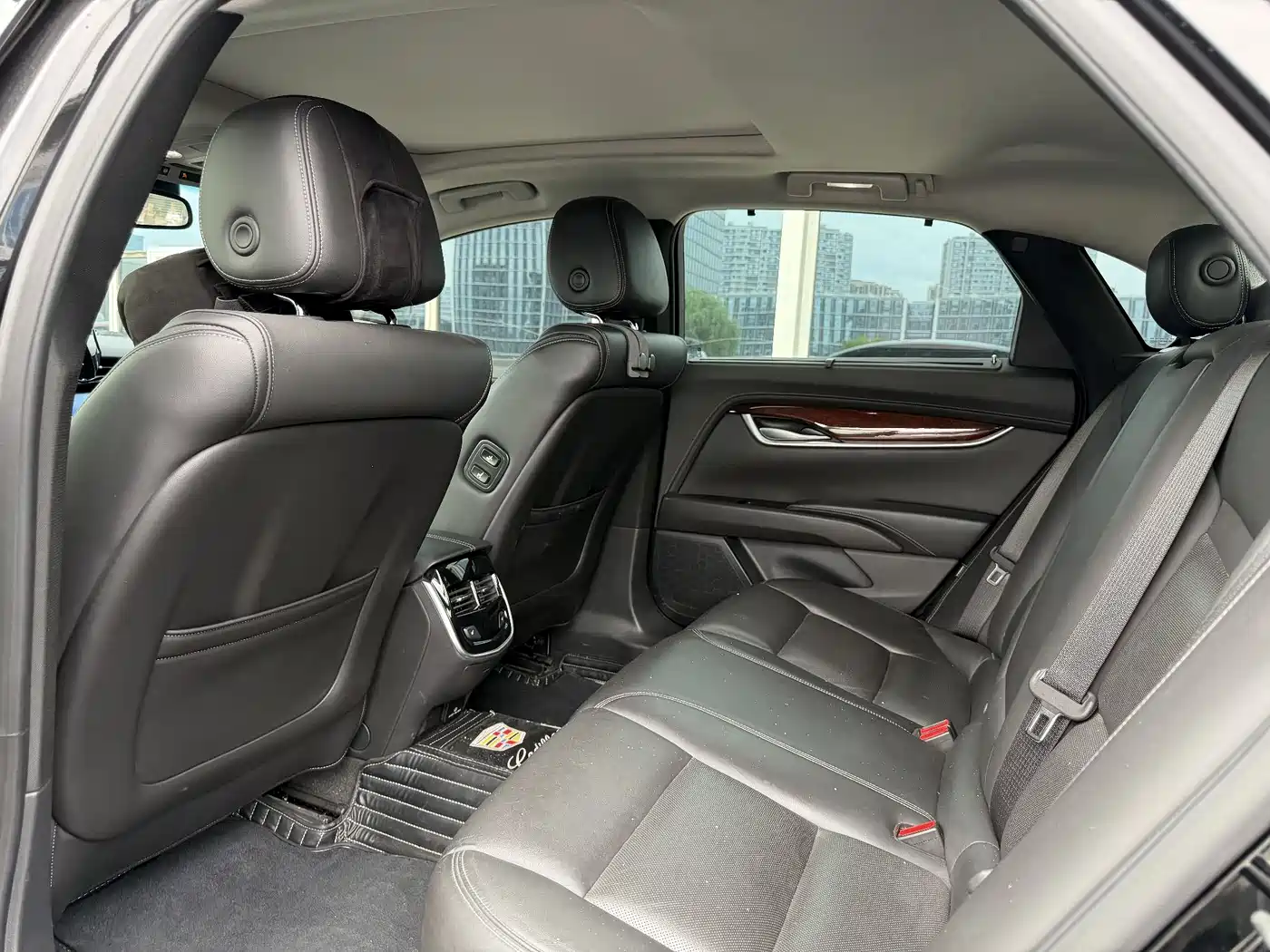Cadillac XTS 2017 28T Luxury фото 12