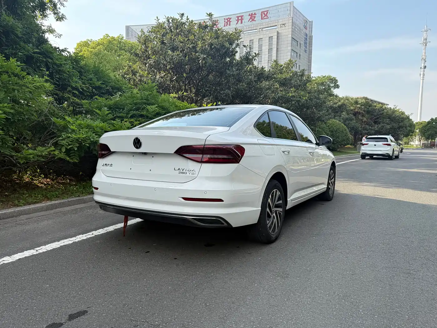 Volkswagen Lavida 2022 280TSI DSG Comfort Edition фото 9