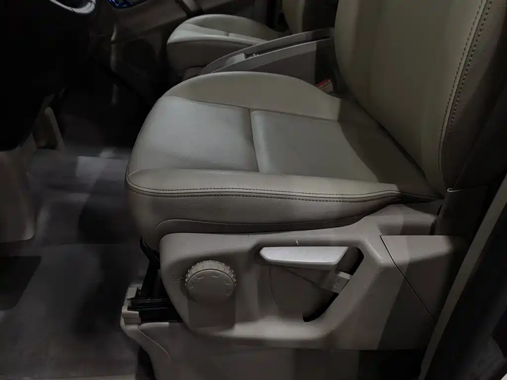 Ford Tourneo 2018 2017 2.0T Automatic Elite Edition
