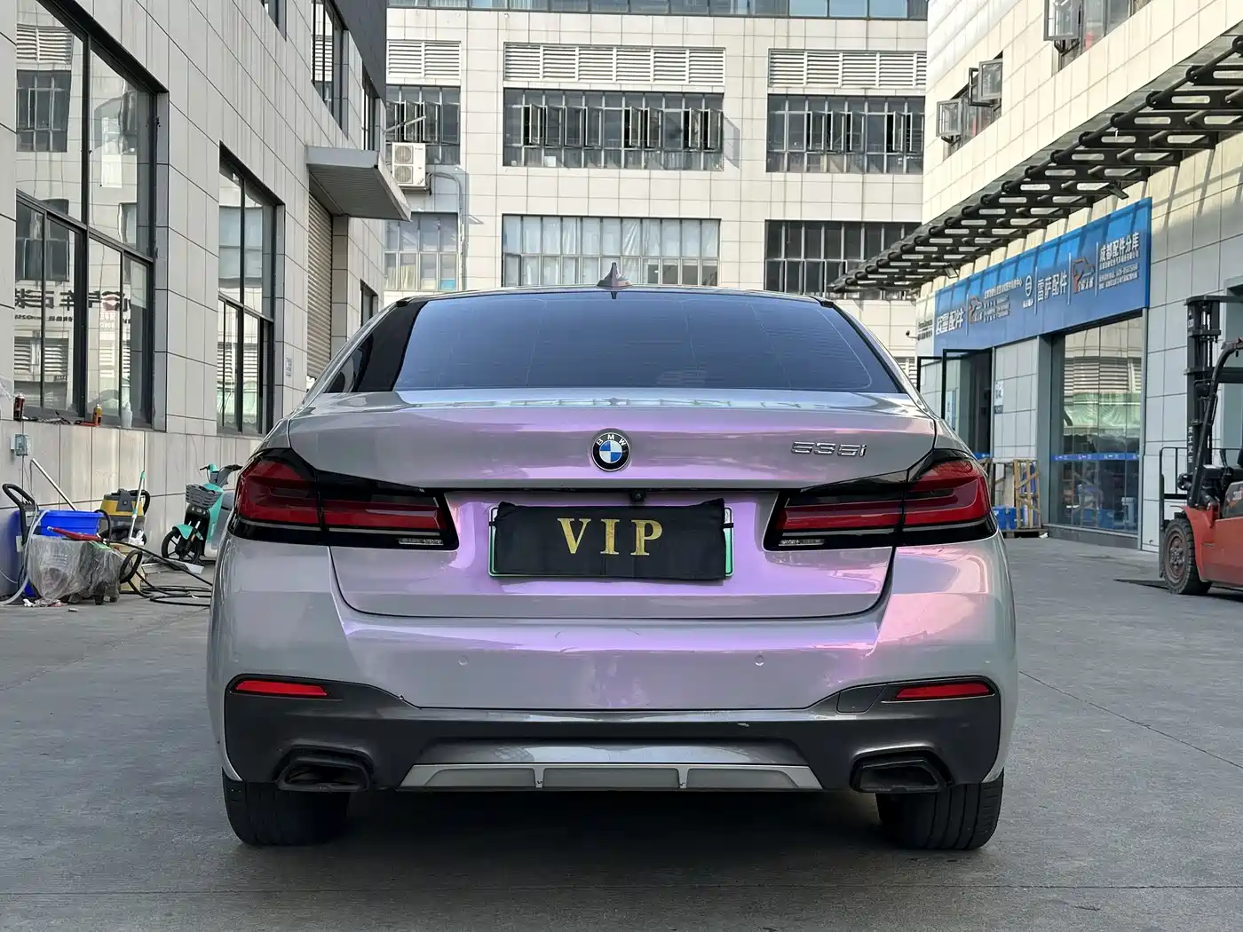 BMW 5 Series New Energy 2021 535Le M Sport Package фото 3