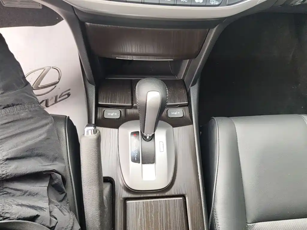 Honda Crosstour 2016 2014 2.4L Luxury Edition
