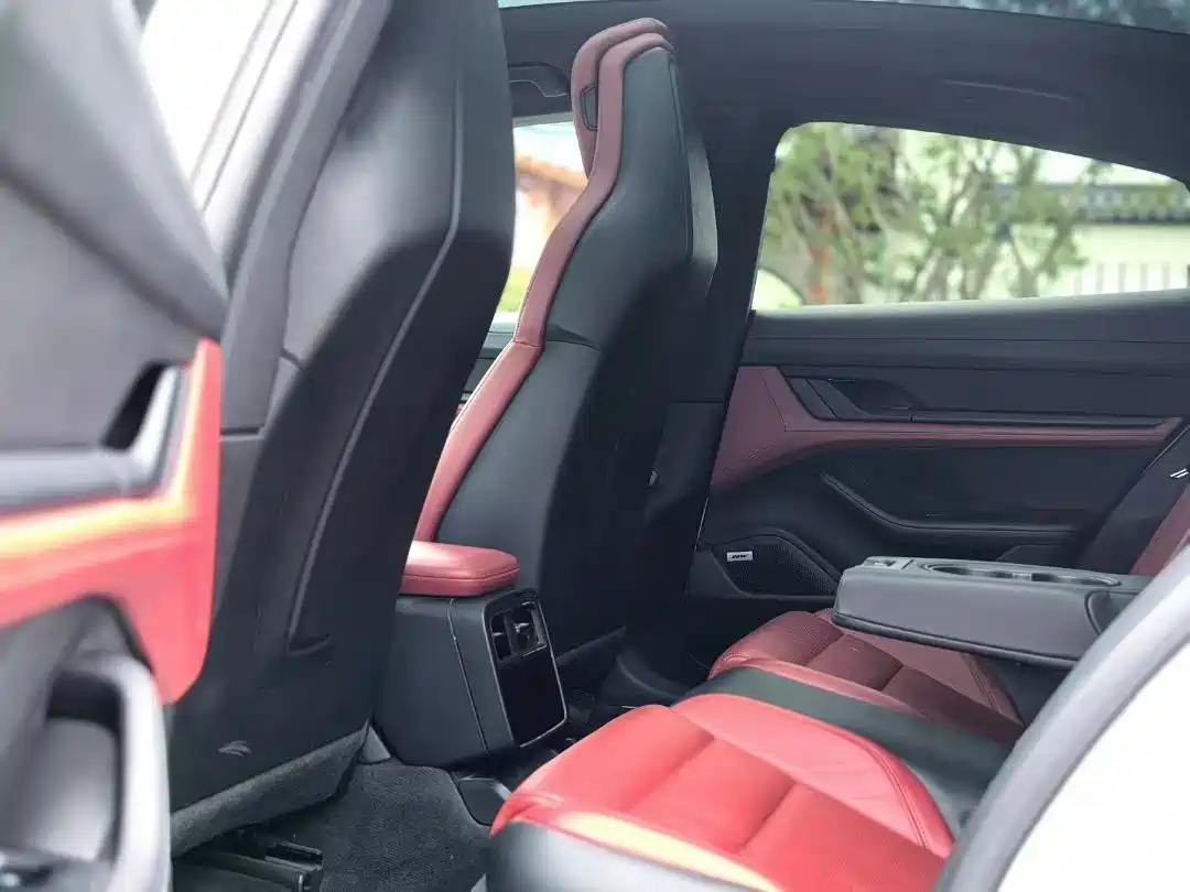Porsche Taycan 2019 Taycan 4S фото 6