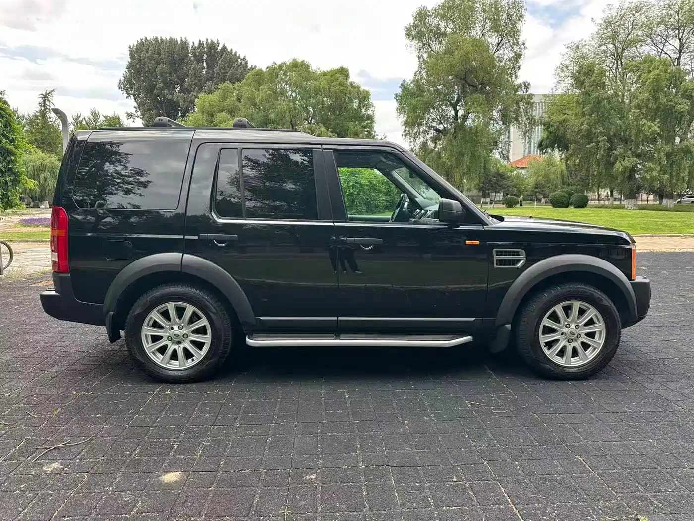 Land Rover Discovery 2005 Model 4.0 SC V6 HSE фото 8