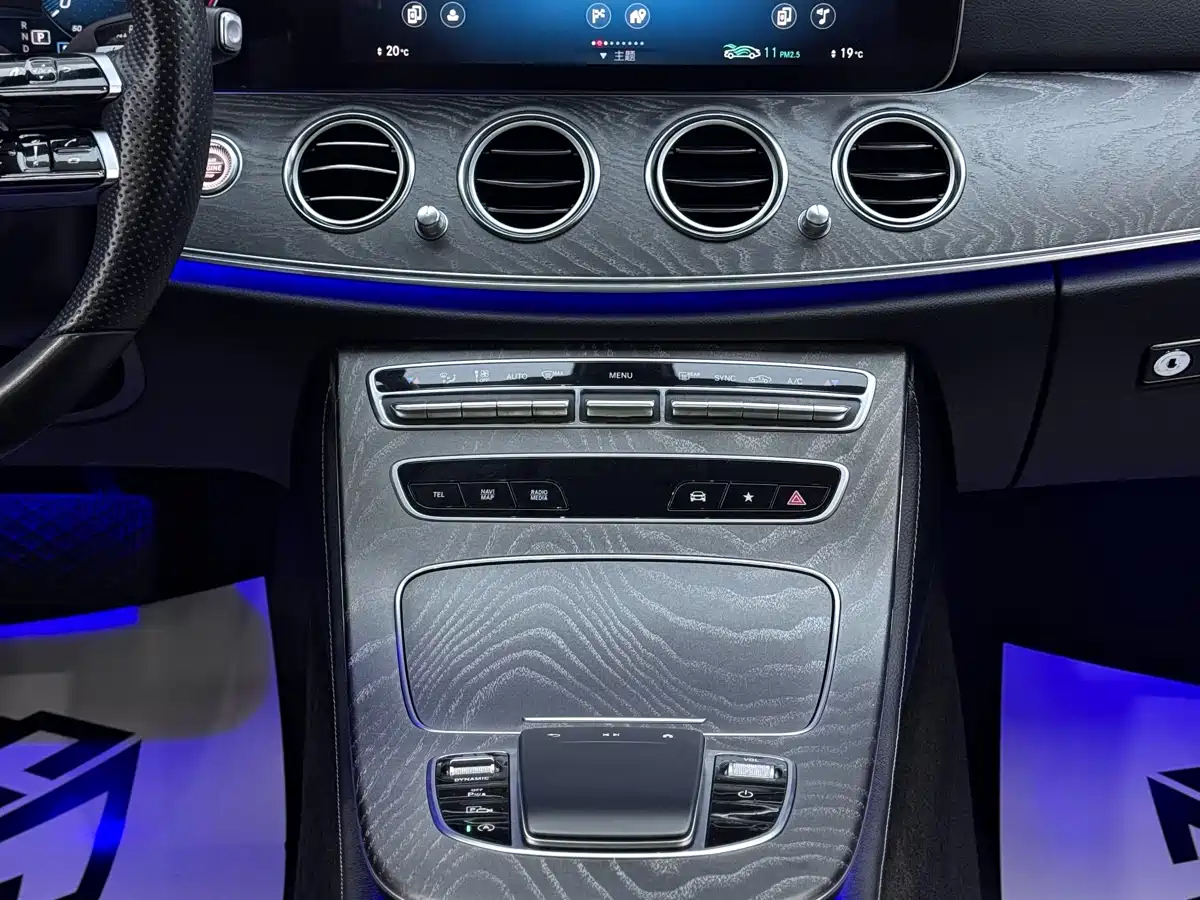 Mercedes-Benz E-Class 2022 E 300 L Sport Fashion фото 21