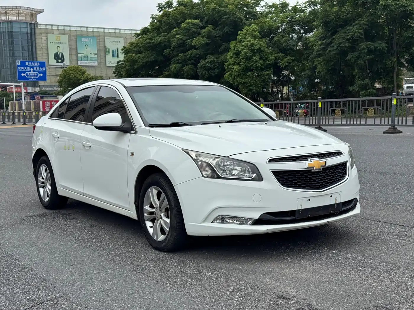 Chevrolet Cruze 2015 1.5L Classic SE AT фото 3