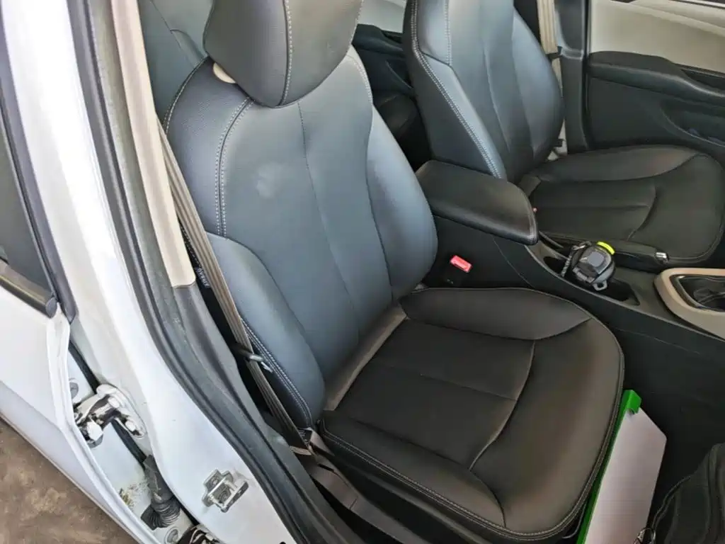 Фото 25 - Buick Excelle