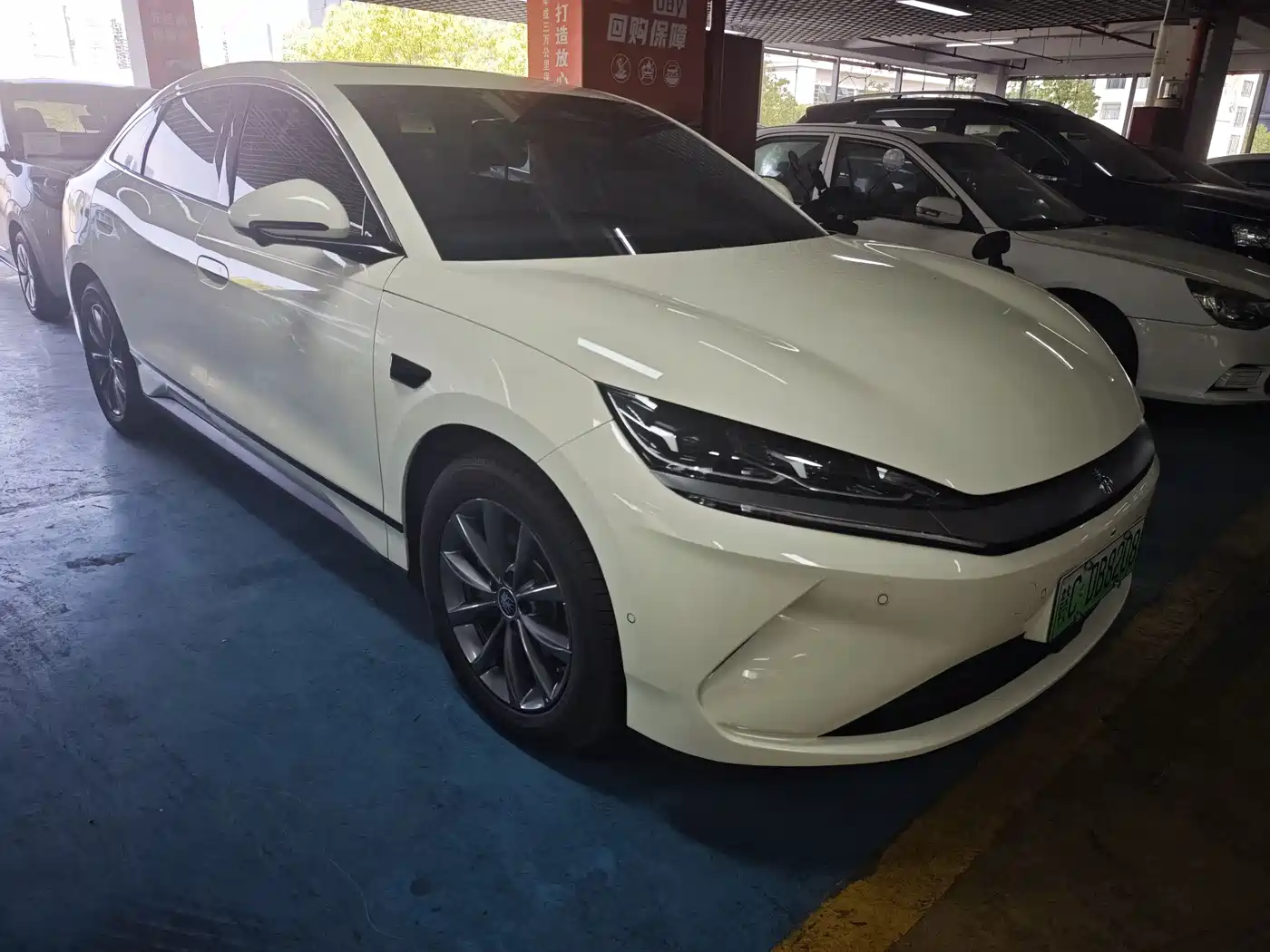 BYD Qin L 2025 EV 470KM Leading Edition фото 2