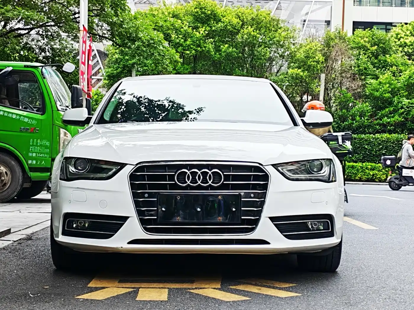Audi A4L 2015 35 TFSI Auto Comfort фото 2