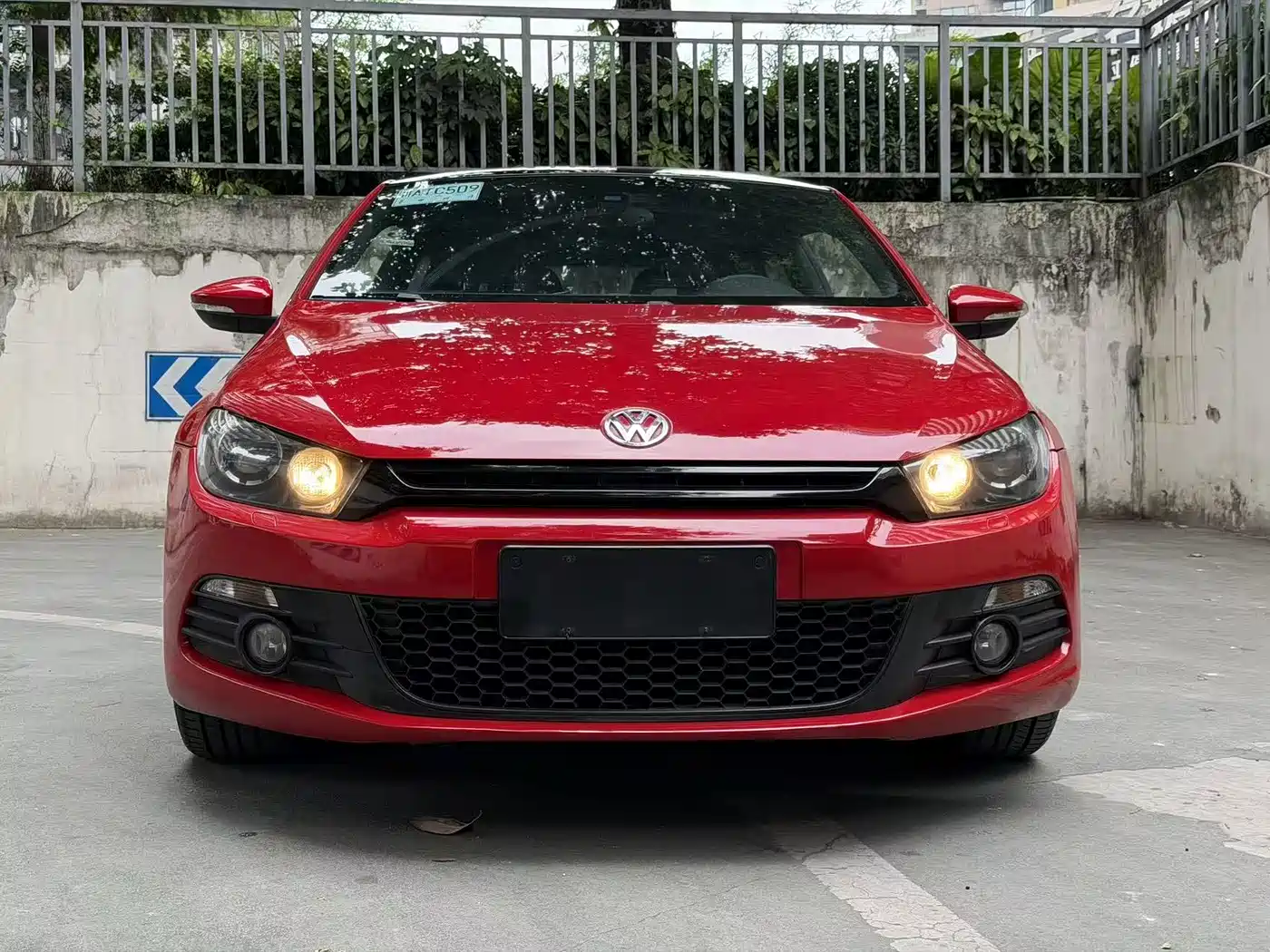 Volkswagen Scirocco 2010 2.0TSI Sport Edition фото 2