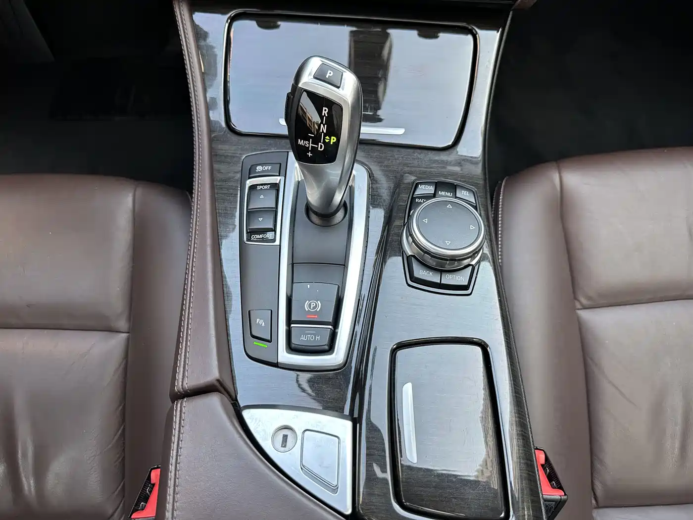BMW 5 Series 2017 525Li Luxury Design Package фото 18