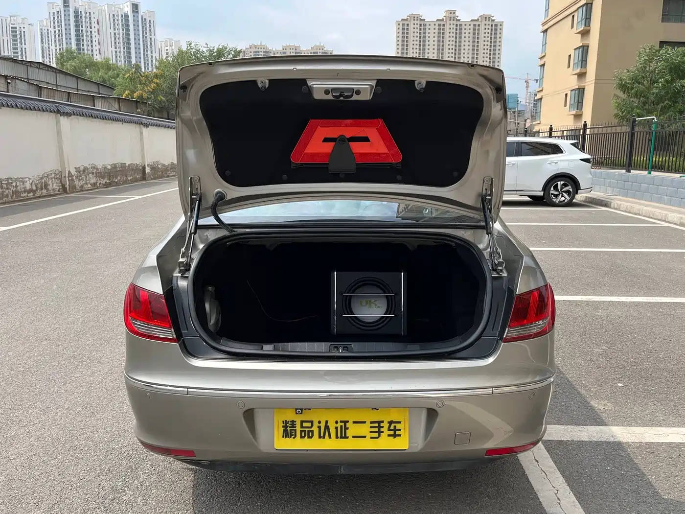 Peugeot 408 2012 2011 1.6L Manual Comfort Edition