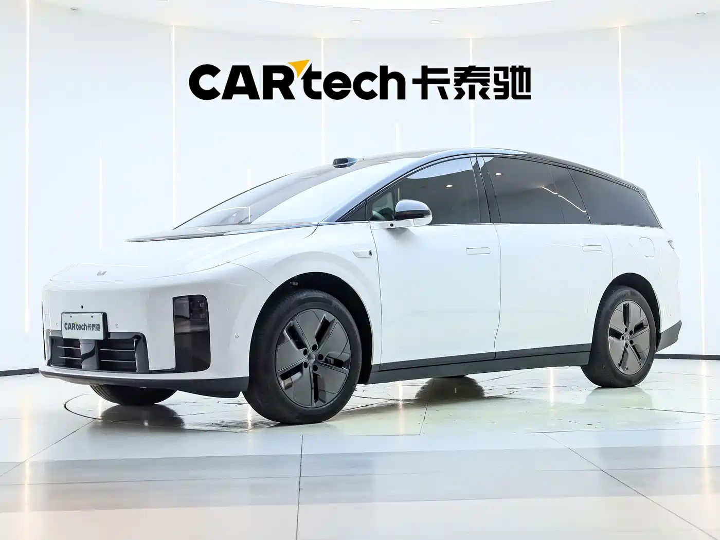Li Auto Li i8 2025 Standard Edition