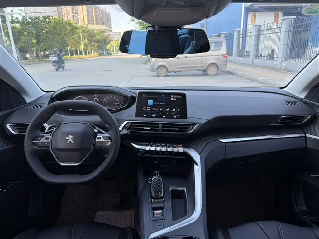 Peugeot 5008 2017 380THP 7-seat Elite Edition фото 13