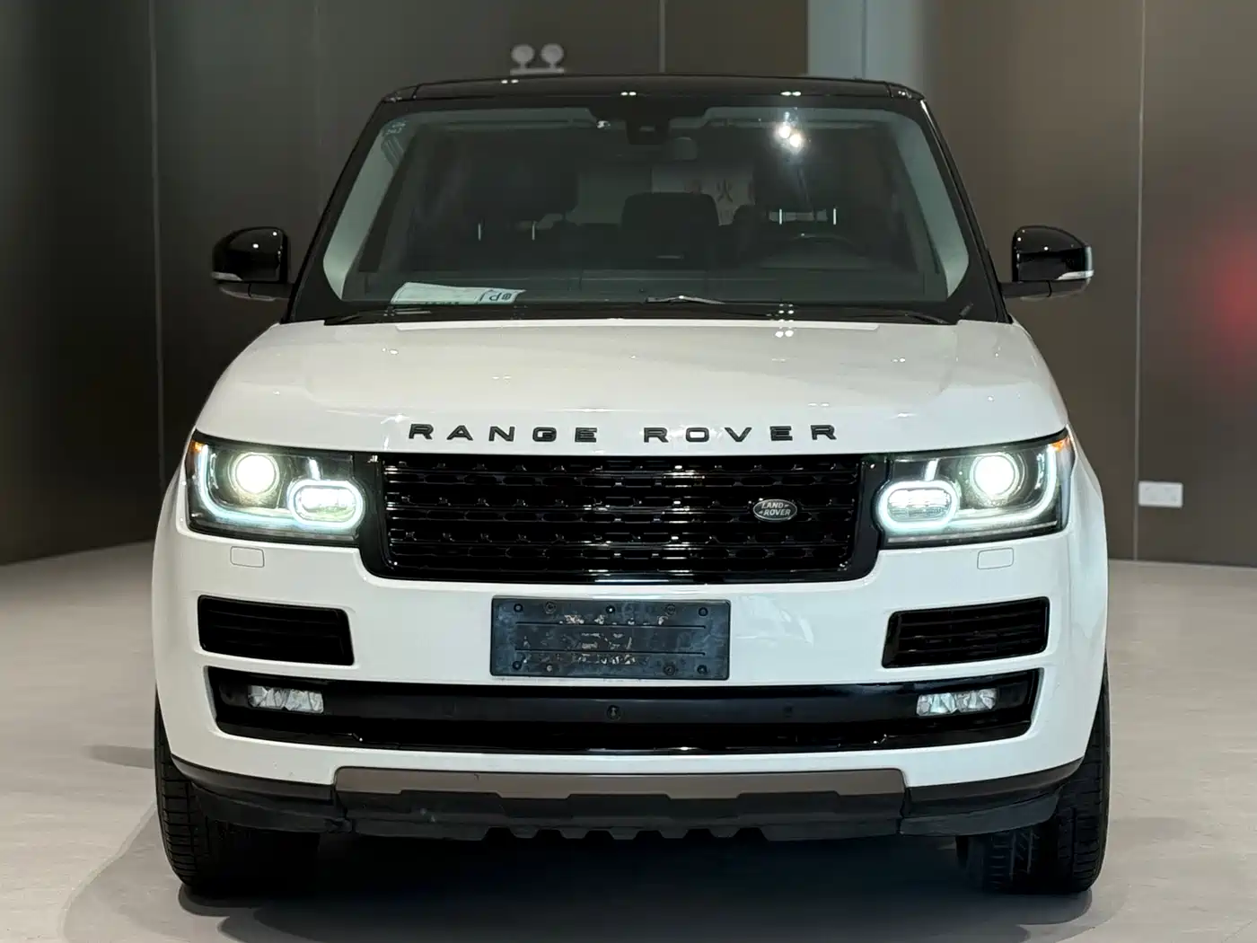 Land Rover Range Rover фото 4