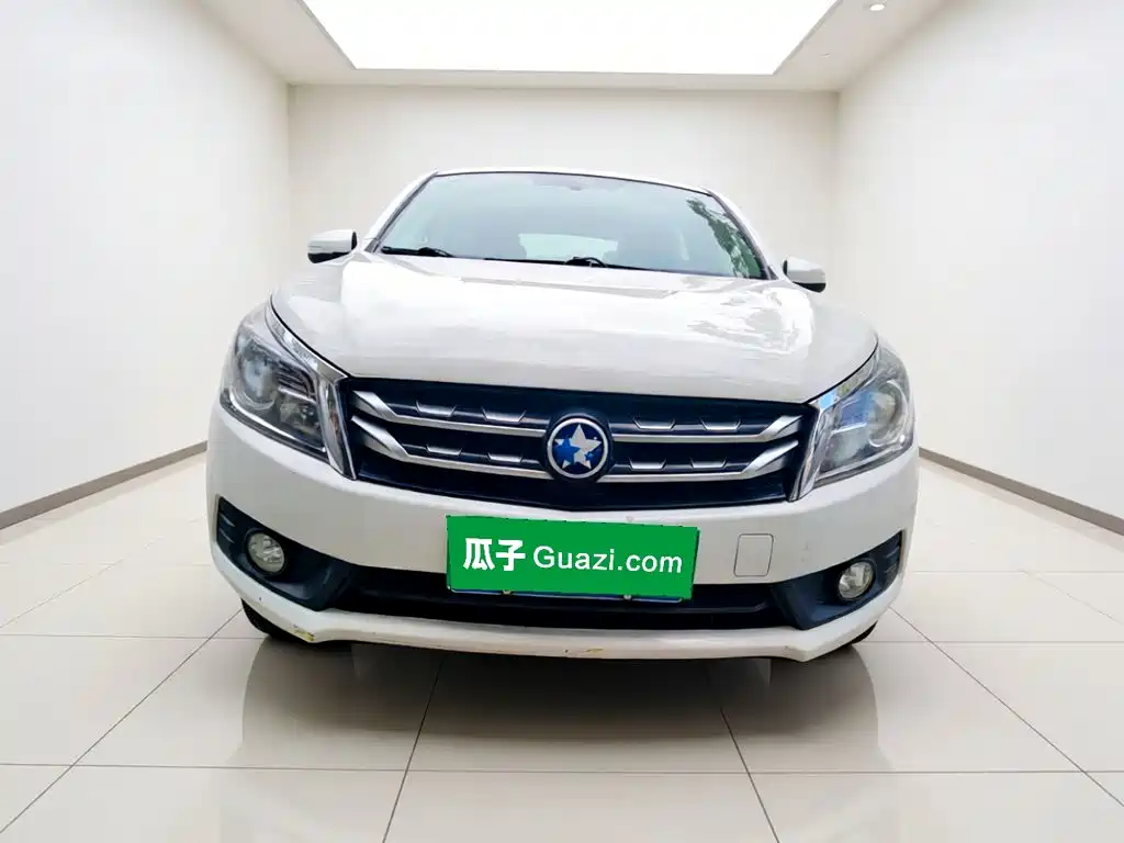 Venucia T70 2017 2016 1.6L Manual Rui Xing Edition