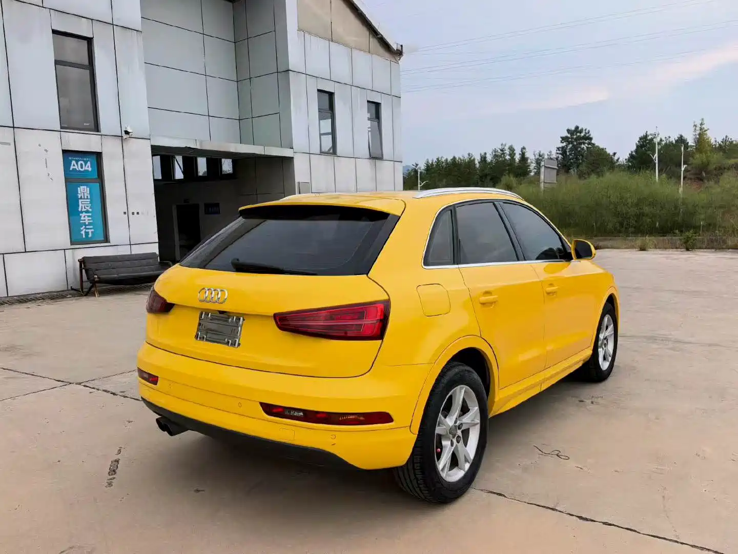 Photo 6 - Audi Q3