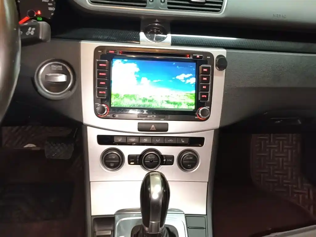 Volkswagen Magotan 2013 1.8TSI Luxury фото 13