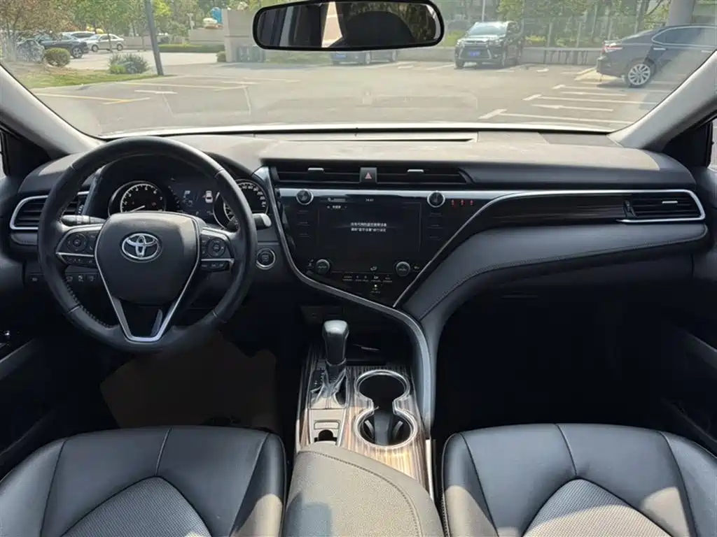 Toyota Camry 2019 2.0G Luxury Edition China VI фото 11