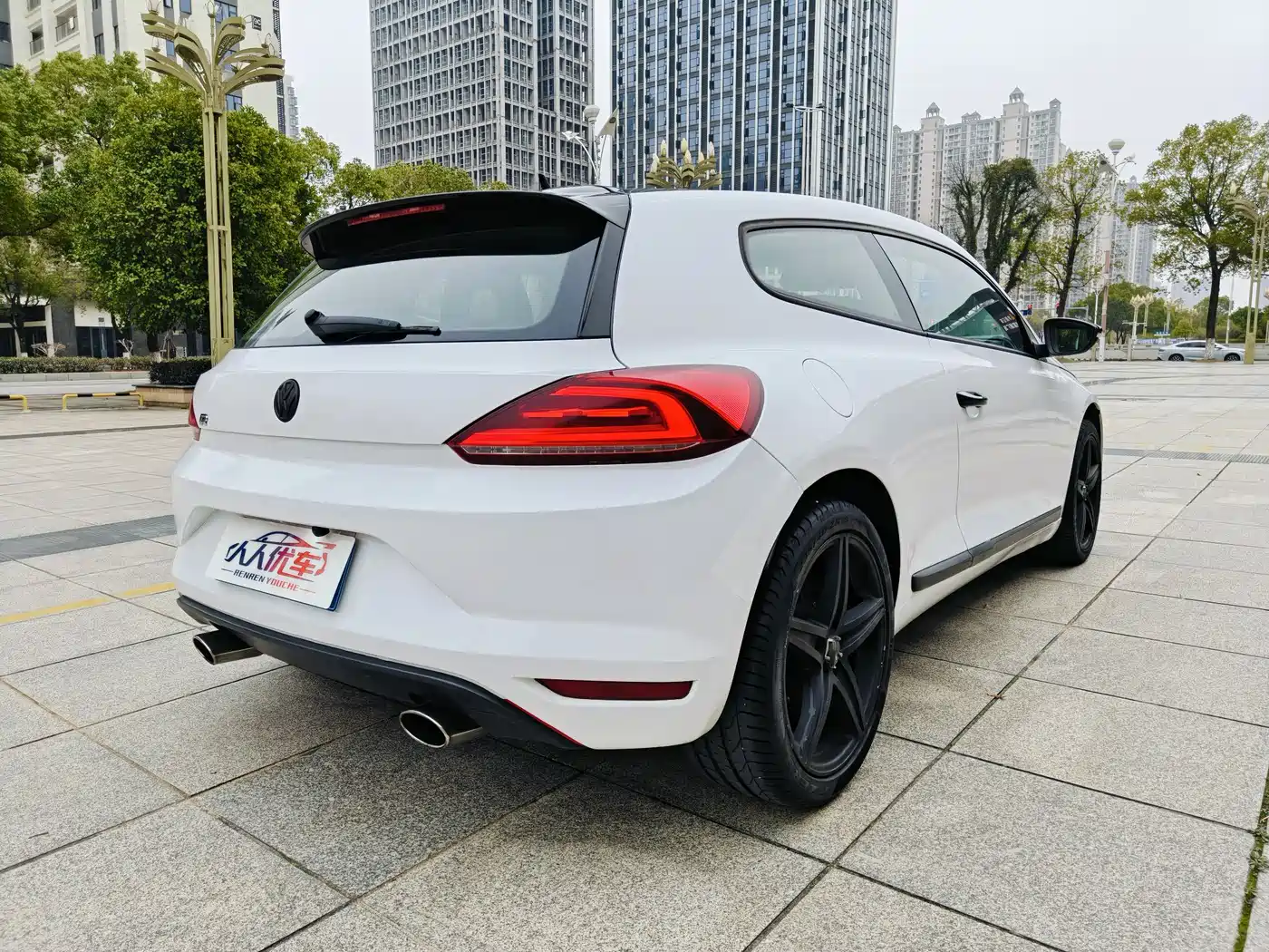 Volkswagen Scirocco 2015 1.4TSI Trend Edition фото 5