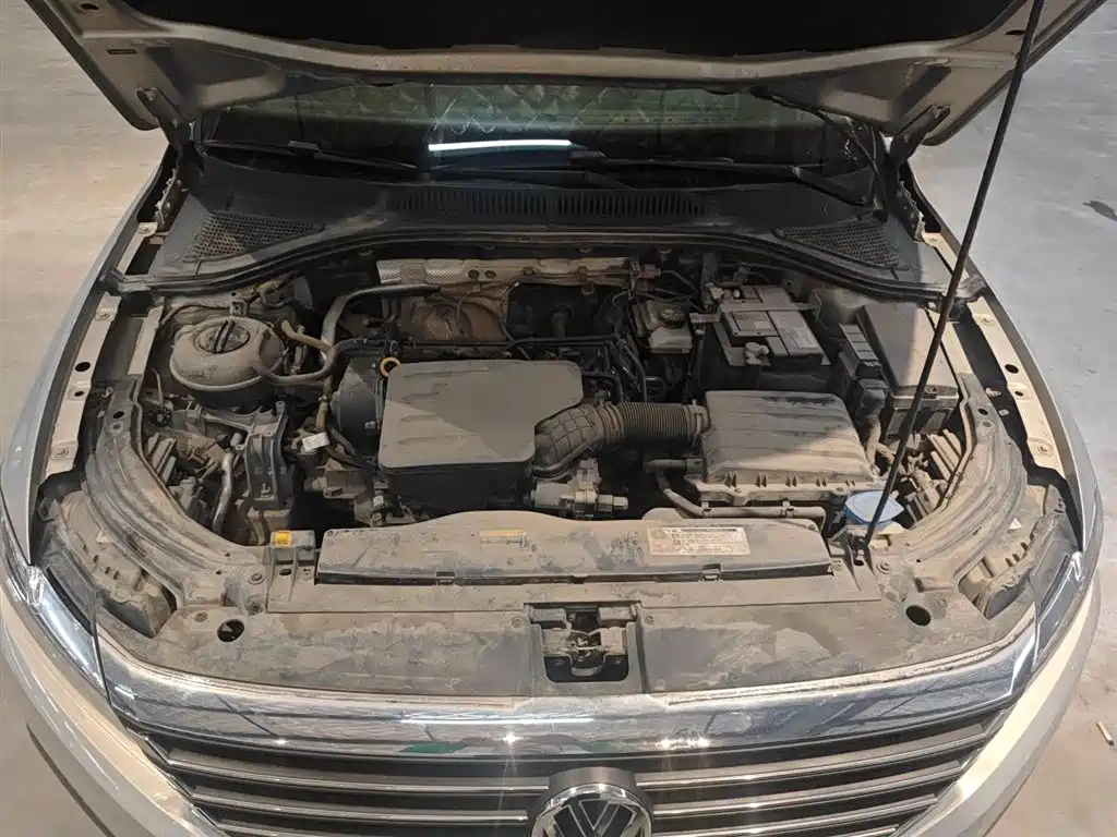Volkswagen Lavida 2018 1.5L Auto Trend Edition China V фото 16