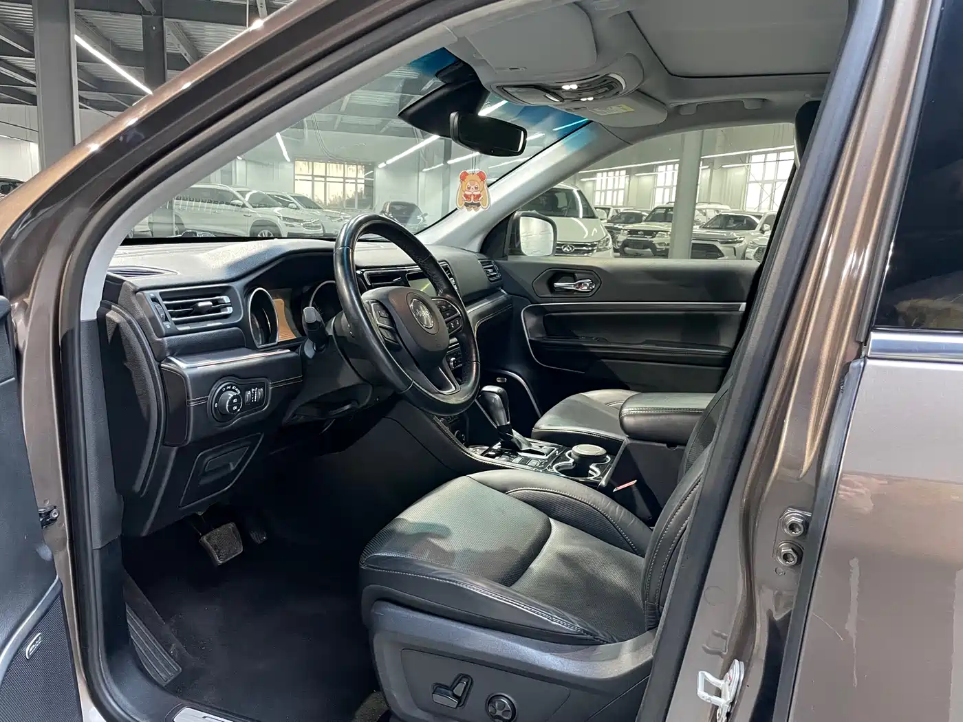 Jeep Grand Commander 2018 2018 2.0T AWD Intelligent Edition (China V)