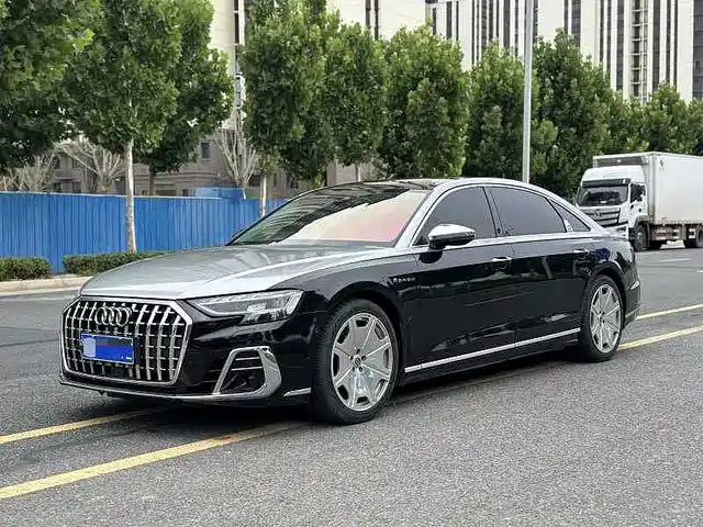 Audi A8 2023