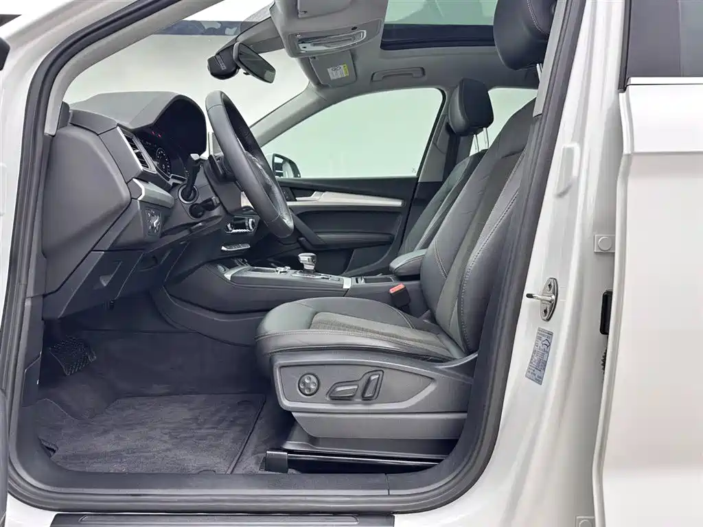 Audi Q5L 2018 40 TFSI Premium Fashion China VI фото 6