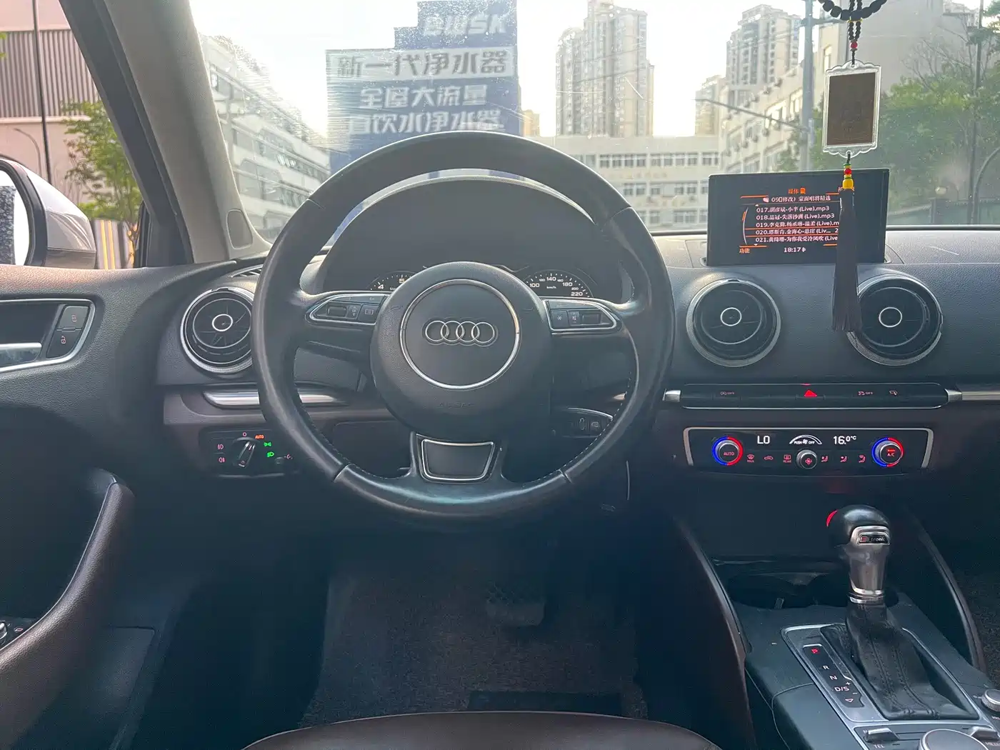 Audi A3 (Import) 2014 2014 Limousine 40 TFSI S line Comfort