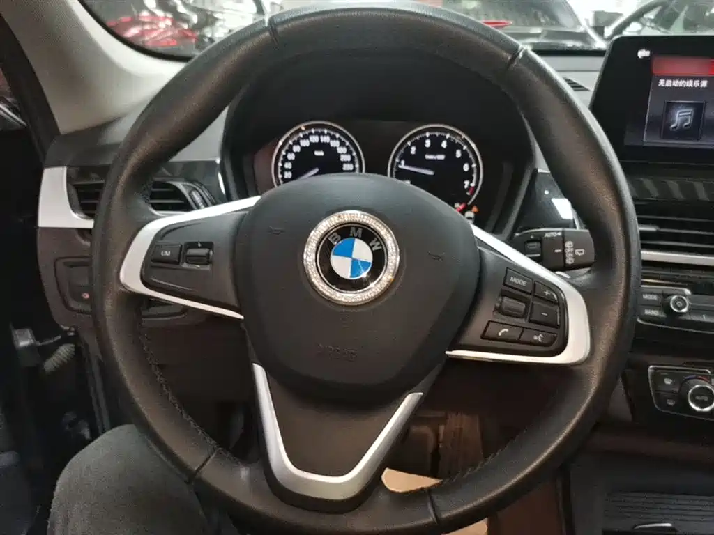 BMW X1 2020 sDrive25Li Leading Model фото 11