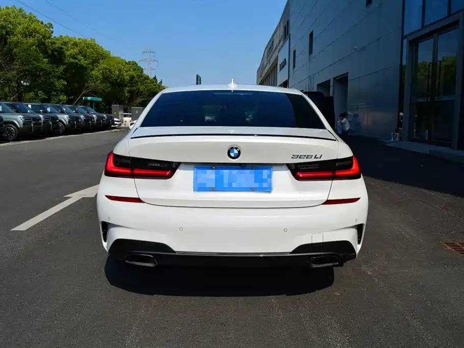BMW 3 Series 2021 325Li M Sport Night Edition фото 6