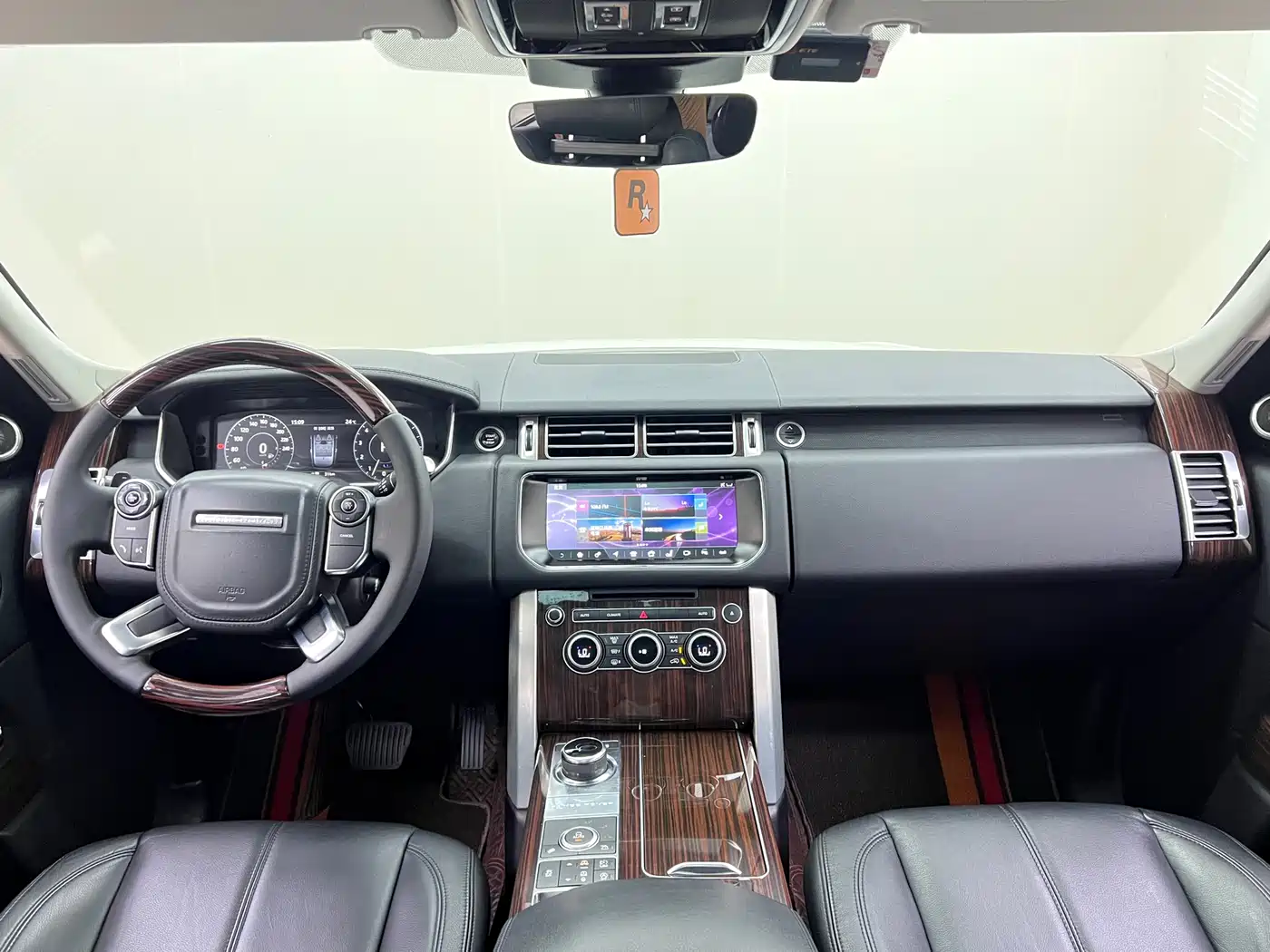 Land Rover Range Rover 2017 3.0 SC V6 Vogue фото 22