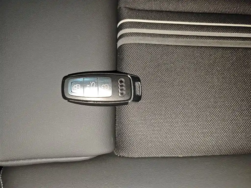 Audi A3 2024 Model A3L Limousine 35 TFSI Fashion Sport фото 9