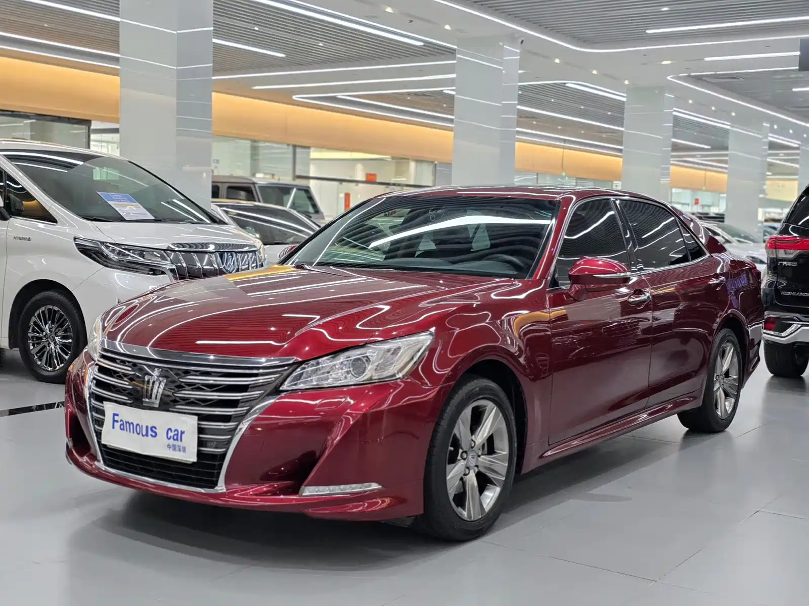 صورة 1 - Toyota Crown