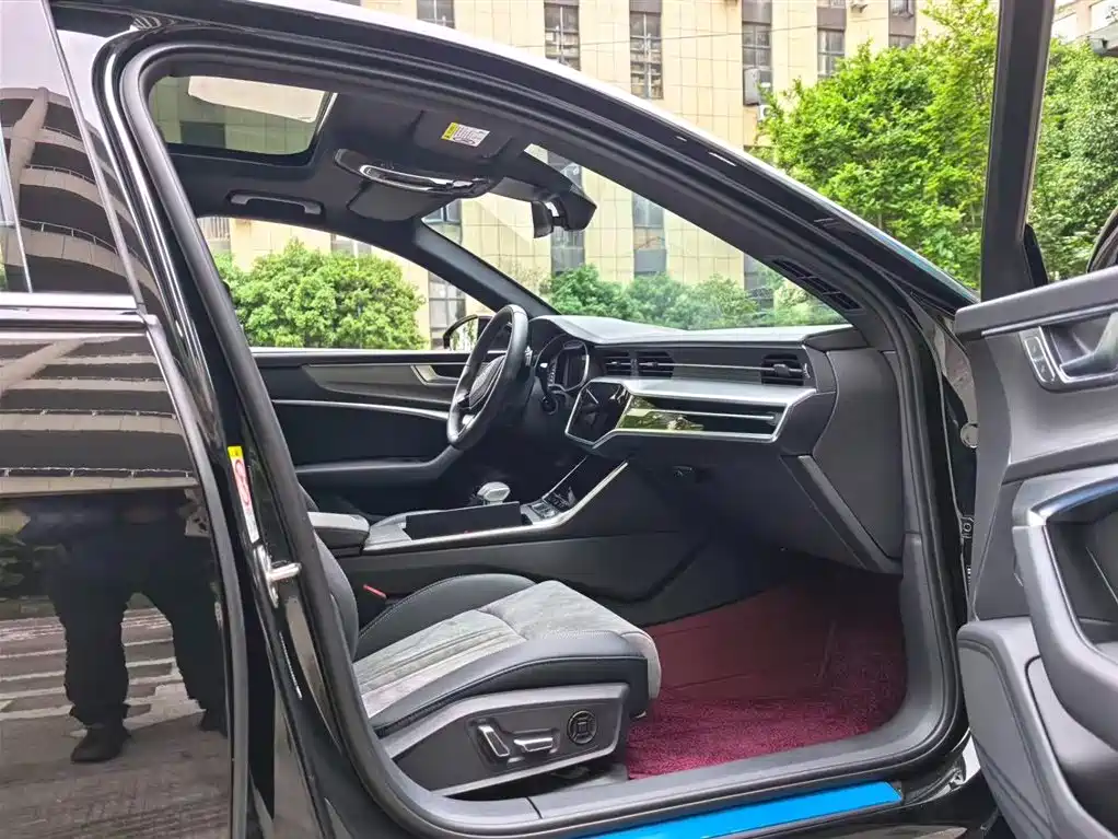 Audi A6L 2024 45 TFSI Premium Dynamic фото 7
