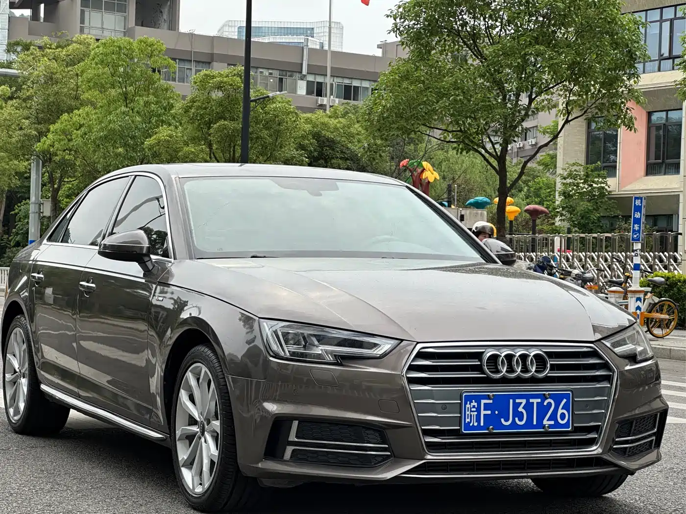 Audi A4L 2018 30th Anniversary 40 TFSI Fashion фото 3