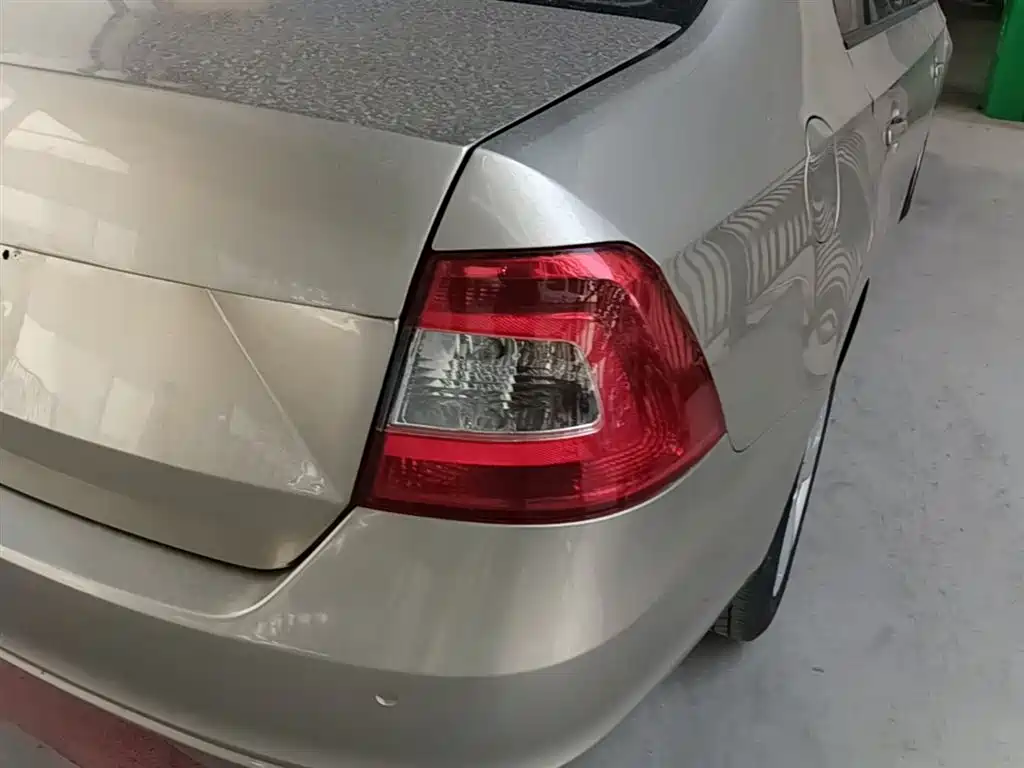 Škoda Rapid 2013 1.6L Automatic Smart Selection фото 8