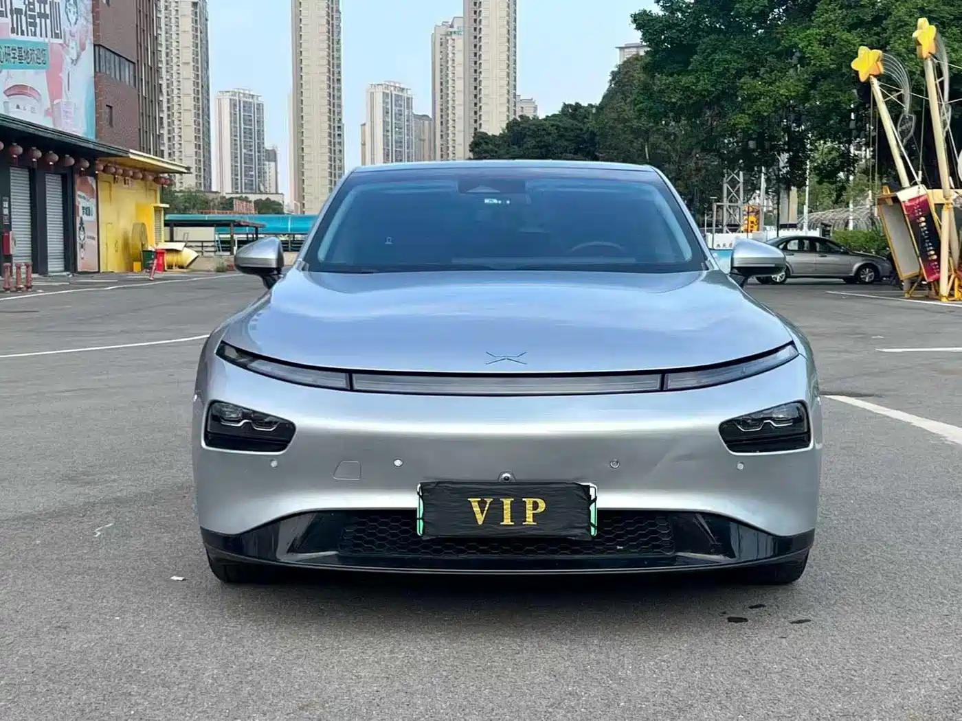 Фото 2 - XPeng P7